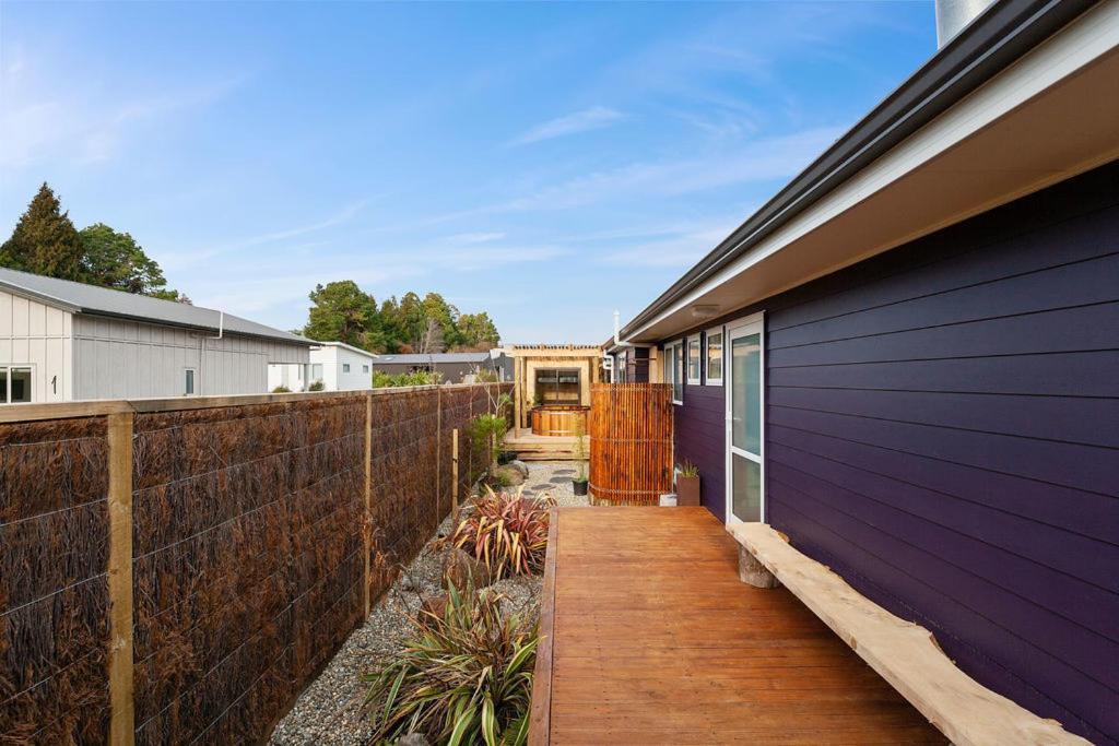 The Purple House - Ohakune Home With Spa Pool Exteriör bild